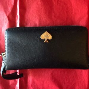 authentic KATE SPADE zip around wallet